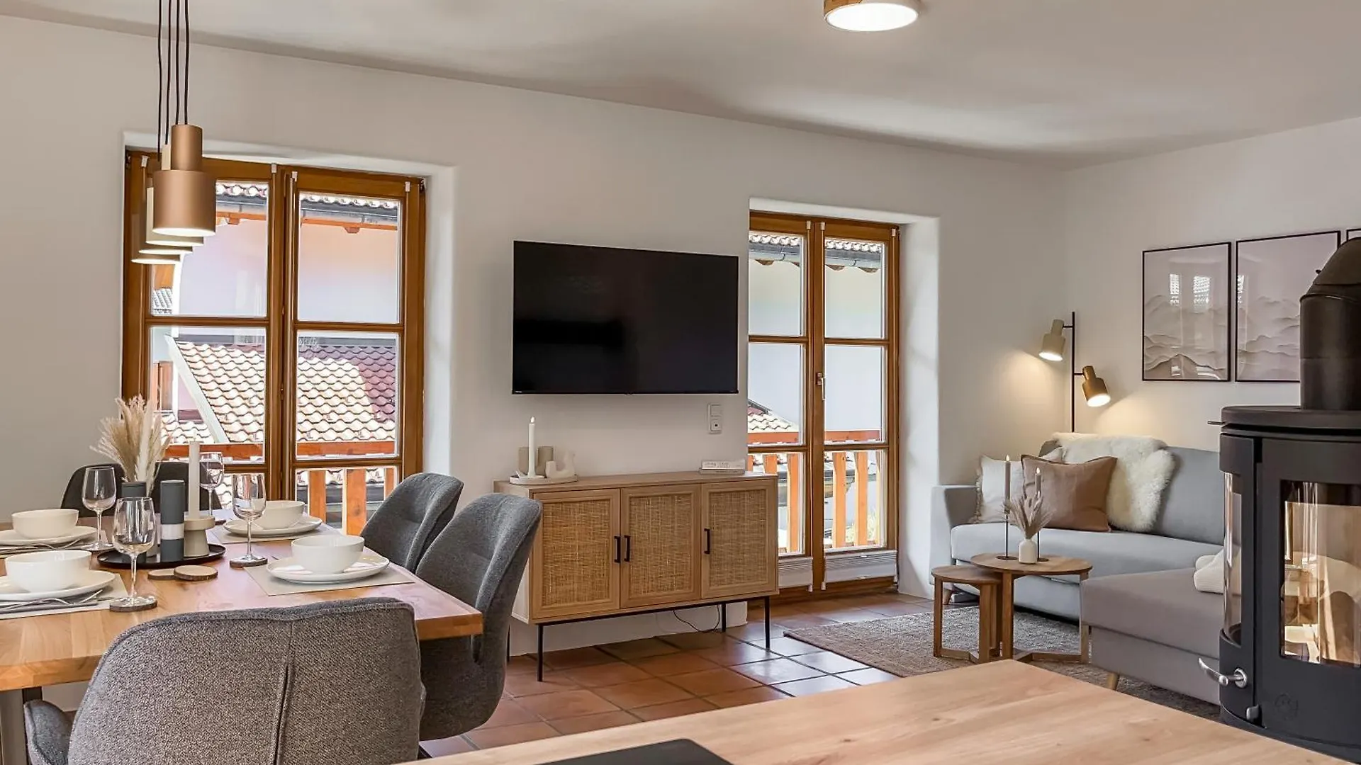 Apartment Fuer 6 - Bergblick, Balkon, Kamin, Kino, Yoga, Parkplatz Garmisch-Partenkirchen 0*,  Almanya