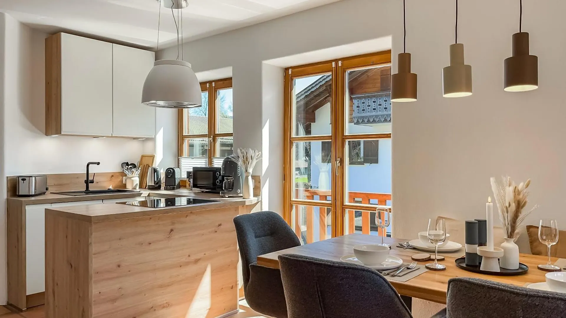Apartment Fuer 6 - Bergblick, Balkon, Kamin, Kino, Yoga, Parkplatz Garmisch-Partenkirchen